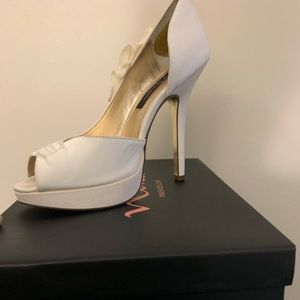 High heel formal shoe